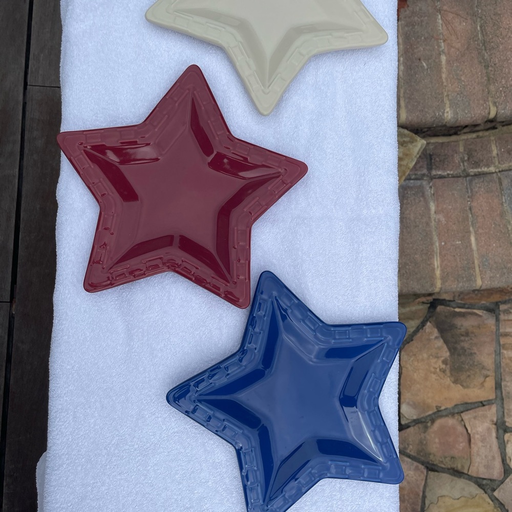 Longaberger red white and blue star plates